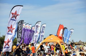 Outdoor Display - Festikite - Drapeaux publicitaires